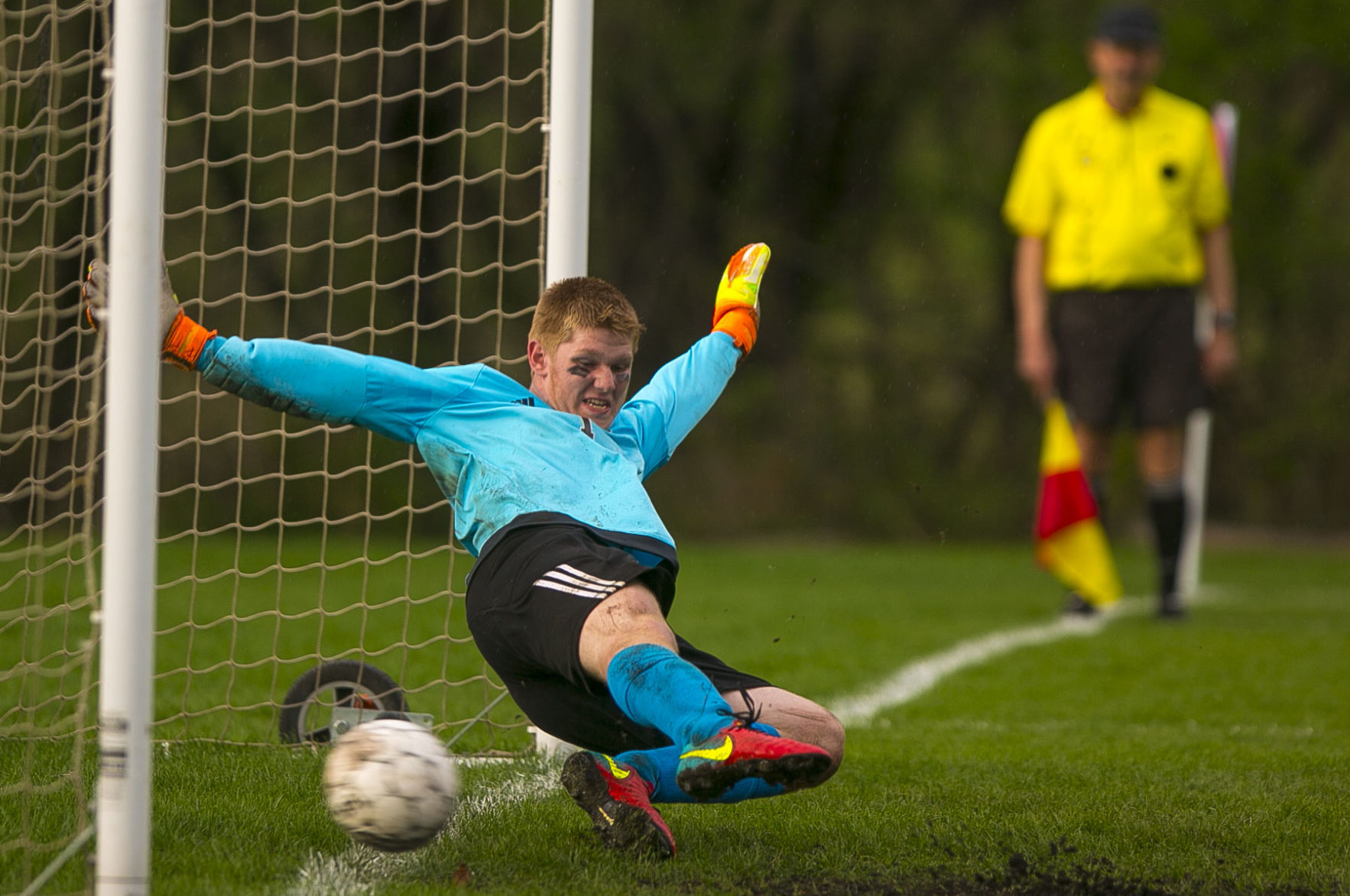 BSoccer Mason City vs. Dowling Catholic 11